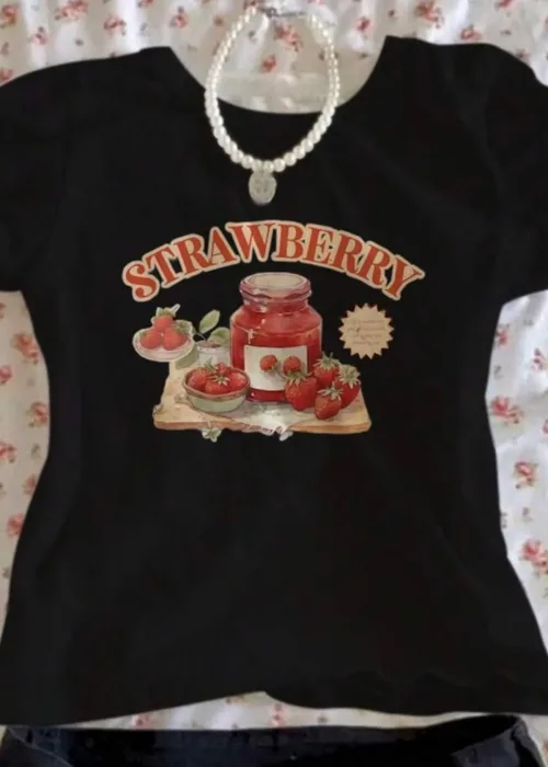 Strawberry Baskılı Siyah Crop Bluz