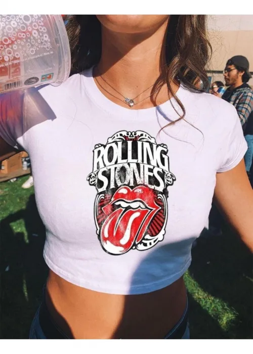 Y2K Sokak Stili Beyaz Kadın Rolling Stones Desenli Kısa Kollu Crop Body