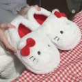 Hello Kitty Yumuşak Tüylü Peluş Panduf Terlik