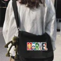 Siyah Marvel Baskılı Unisex Askılı Postacı Çanta