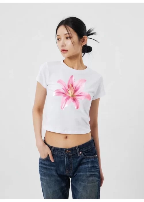 Beyaz Çiçek Baskılı Trend Baskılı Crop Top