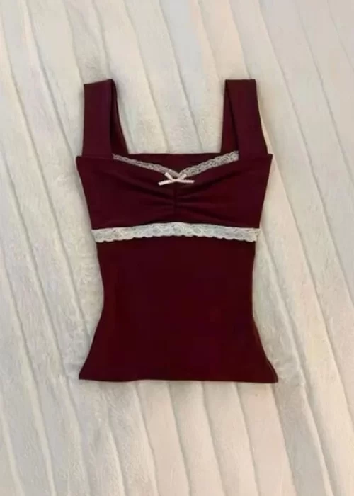 Bordo Dantel Yaka Kurdele Detaylı Askılı Crop