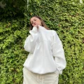 Beyaz Yarım Fermuarlı Oversize Sweatshirt