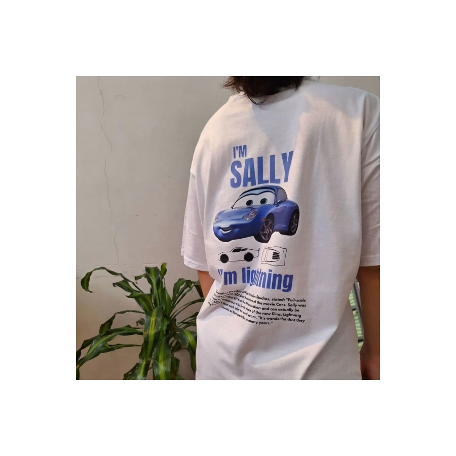 IM SALLY Car Detail Oversize Unisex T-Shirt
