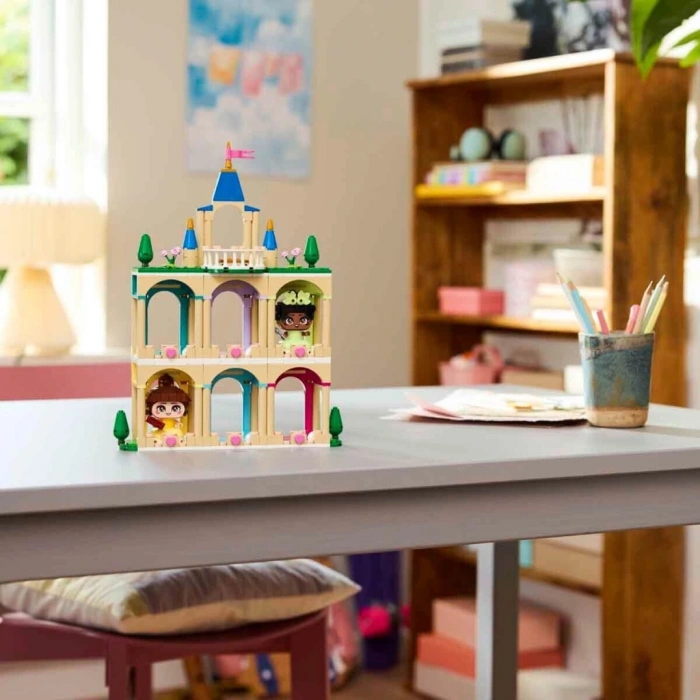 43291 Disney Şatosu ile Mini Belle ve Mini Tiana 358 prç +5