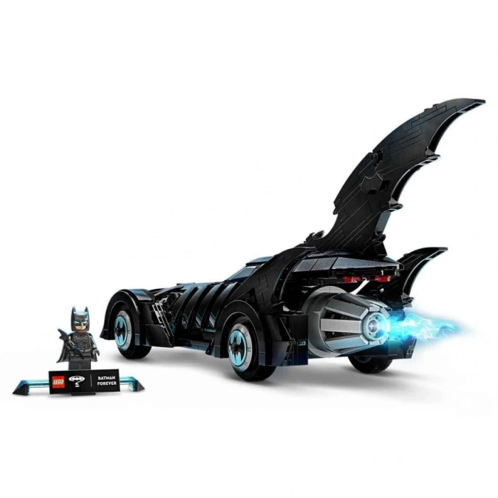 76304  Batman Forever Batmobile 909 parça +12 yaş