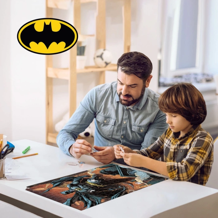 Batman 300 Parça Puzzle 35590 - Metal Kutu