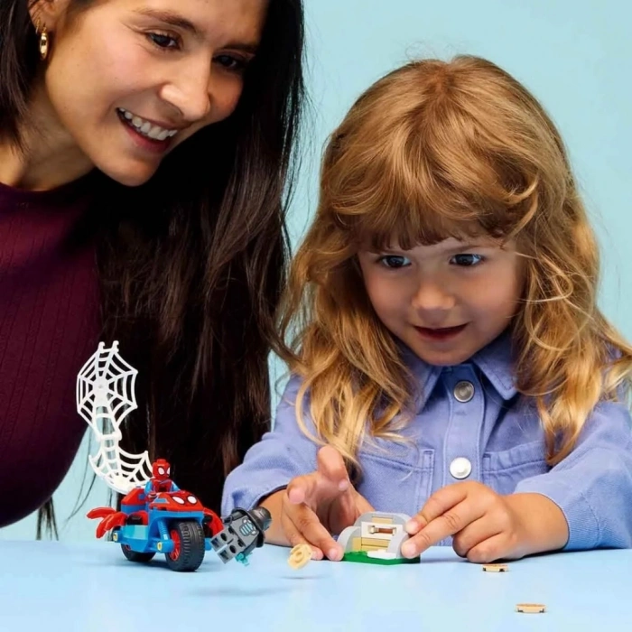 Marvel Spidey Motosikletli Spidey, Rhino’ya Karşı 11206