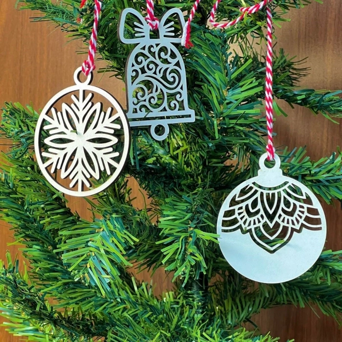 Timion 10 Parça Kırmızı Beyaz İpli Karışık Model Ahşap Yılbaşı Ağaç Süsü (5148)