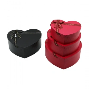 3pcs Kalp Mat Mix Renkli - Kabartma Desen Karton Hediye Kutusu Kurdelalı 31x28-27x24-23x20cm (5148)