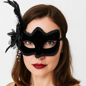 Siyah Renk Yandan Tüylü Beyaz İncili Süet Kaplama A Kalite LüNessiWorld Parti Maskesi 20x23 cm