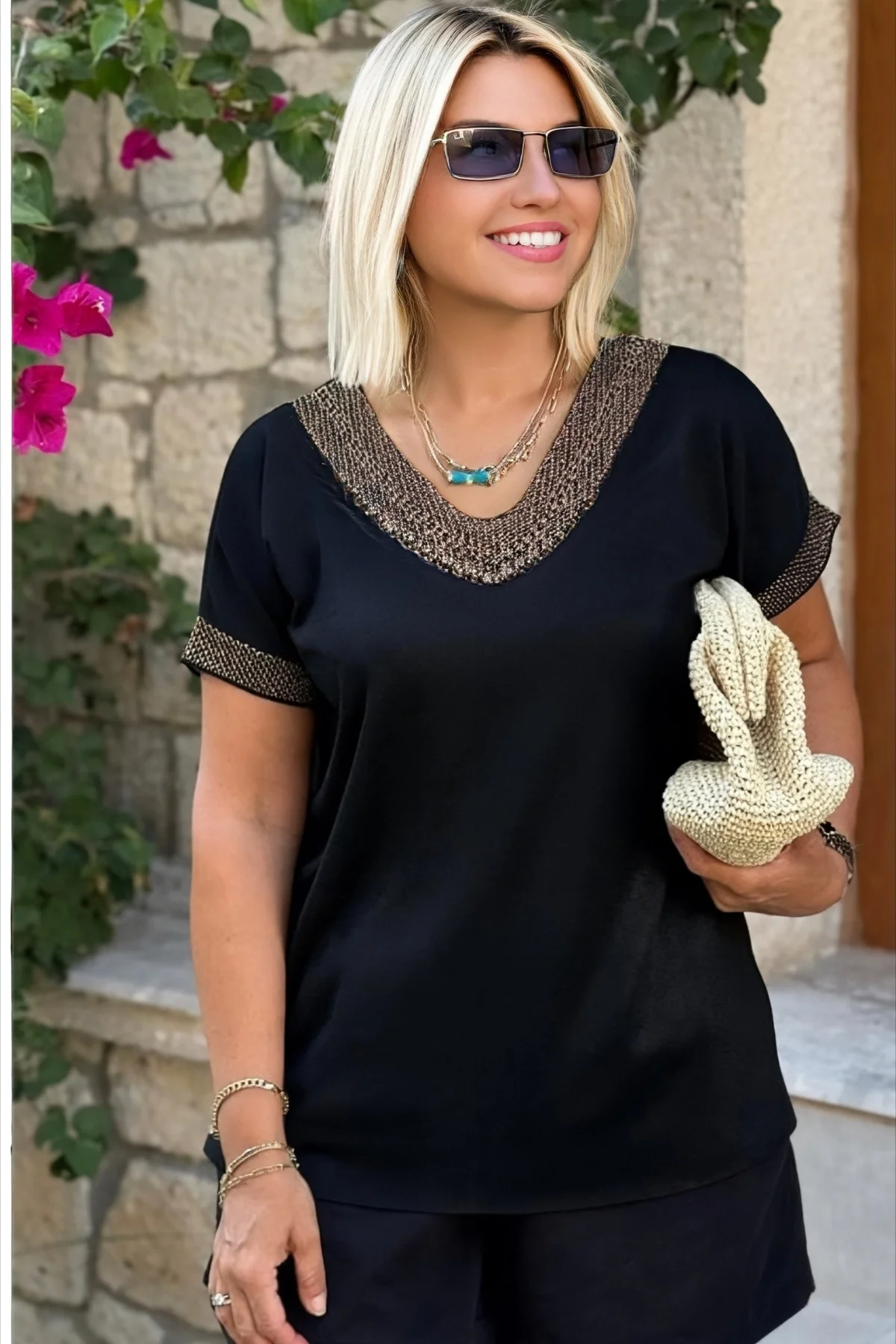 Kadın Siyah V Yaka Yakası Sim Detaylı Soğuk İplik Yazlık İnce Merserize Buluz
