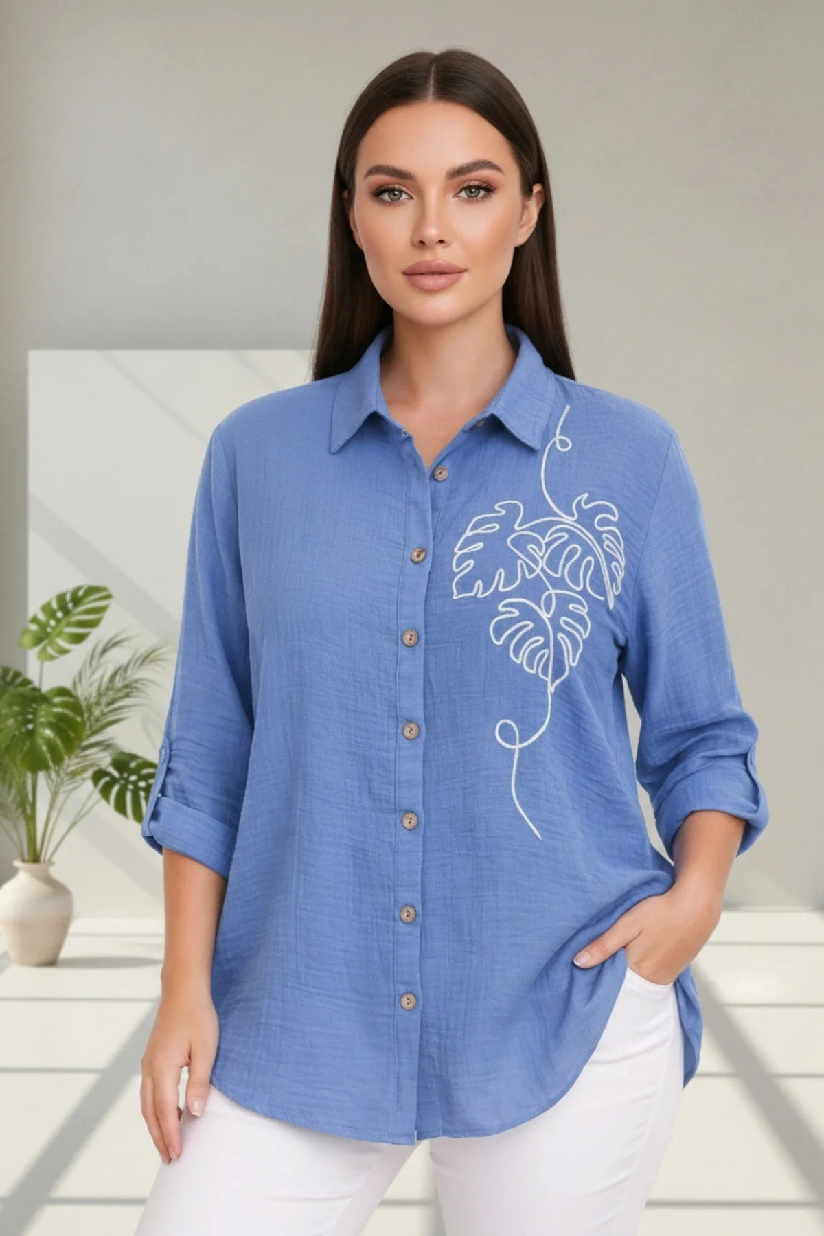 Kadın Mavi  Göğsü Nakış Detaylı Müslin Kumaş Kol Katlamalı Gömlek