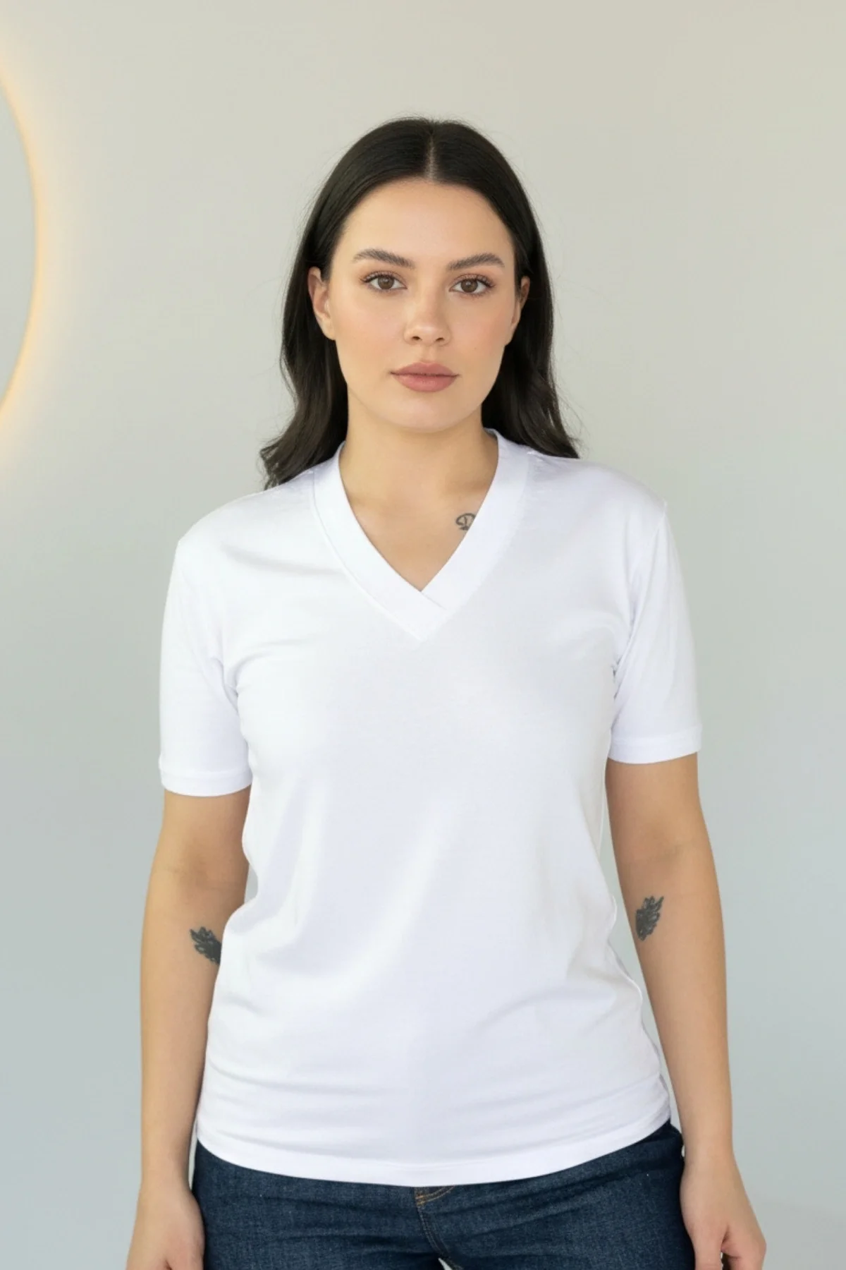 Kadın BEYAZ V Yaka Kısa Kol Likralı Pamuk Vizkon Kumaş Bluz