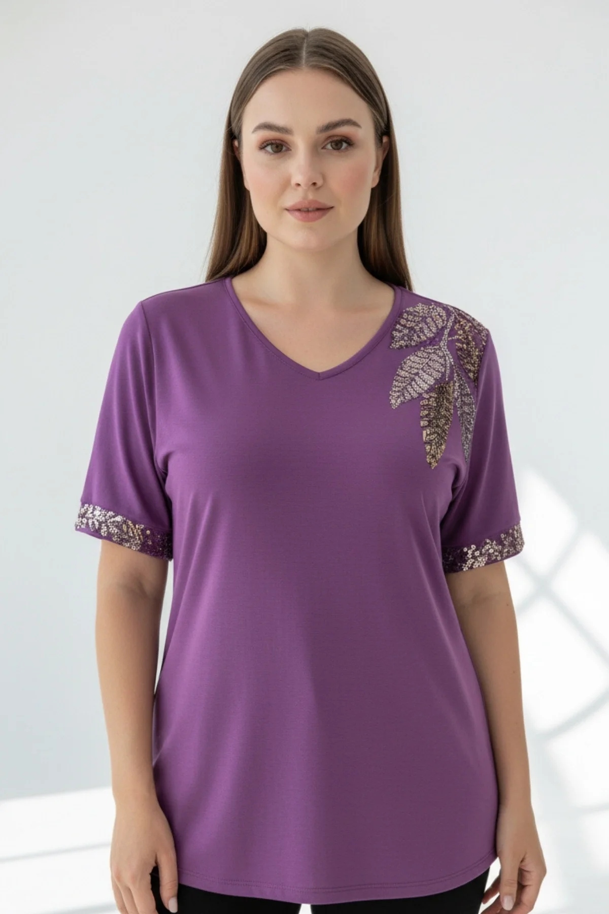 Kadın MOR V  Vaka Göğsü 3 Yaprak Kırıistal Taşlı Likralı Kısa Kol Bluz