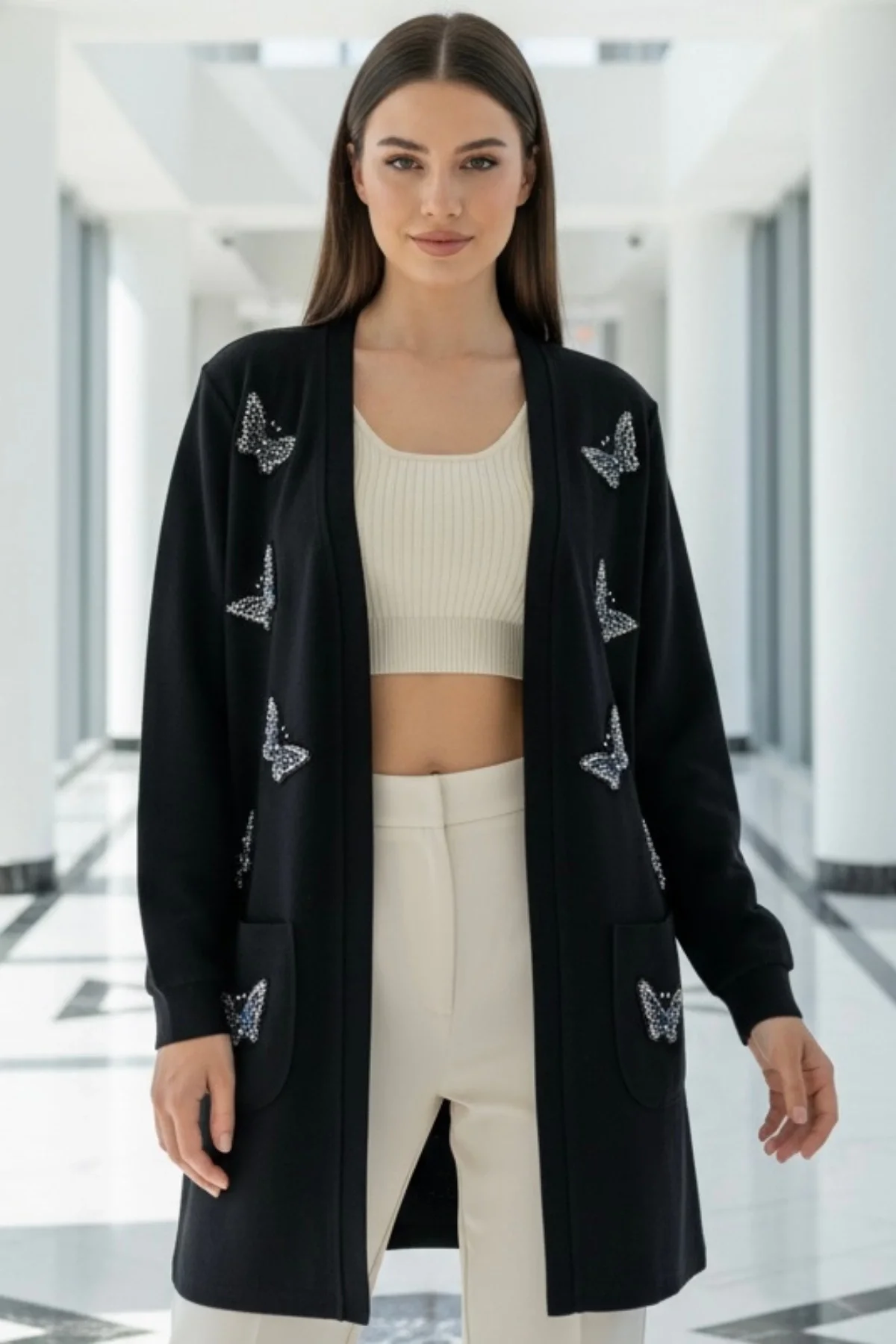 Kadın Sİyah Kelebek Boncuk İşlemeli Selanik Kumaş Cepli Ceket