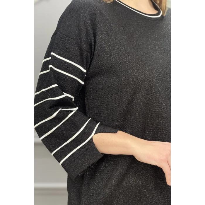 Kadın Siyah Bisiklet Yaka Kollar Biyeli Kol Ucu Ve Eteği Yırtmaçlı Simli İthal İplik İnce Tiriko Tunik Buluz