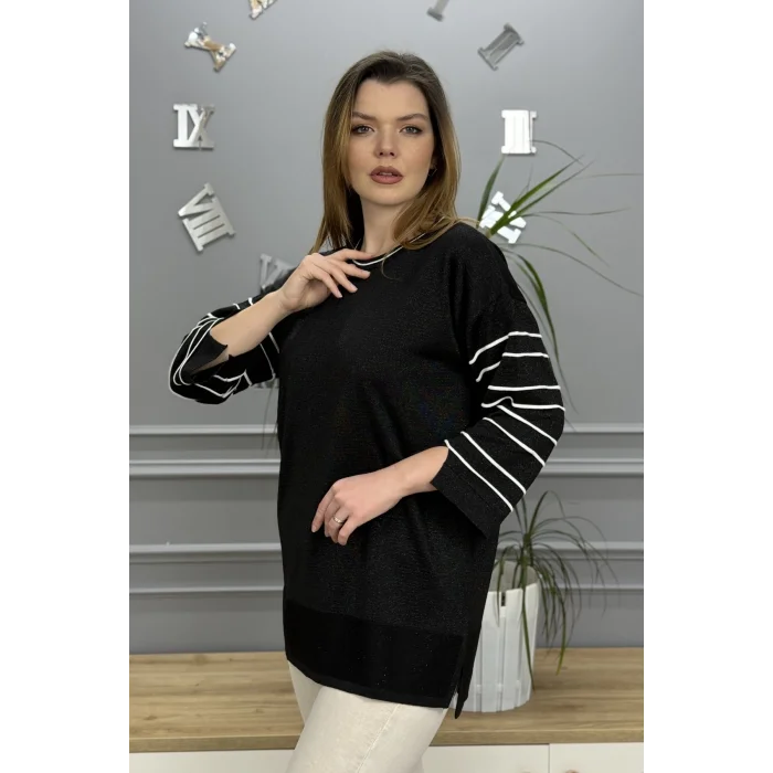 Kadın Siyah Bisiklet Yaka Kollar Biyeli Kol Ucu Ve Eteği Yırtmaçlı Simli İthal İplik İnce Tiriko Tunik Buluz