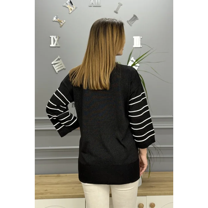 Kadın Siyah Bisiklet Yaka Kollar Biyeli Kol Ucu Ve Eteği Yırtmaçlı Simli İthal İplik İnce Tiriko Tunik Buluz