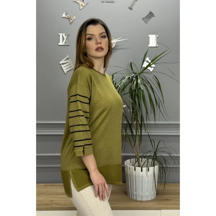 Kadın Yağ Yeşili Bisiklet Yaka Kollar Biyeli Kol Ucu Ve Eteği Yırtmaçlı Simli İthal İplik İnce Tiriko Tunik Buluz