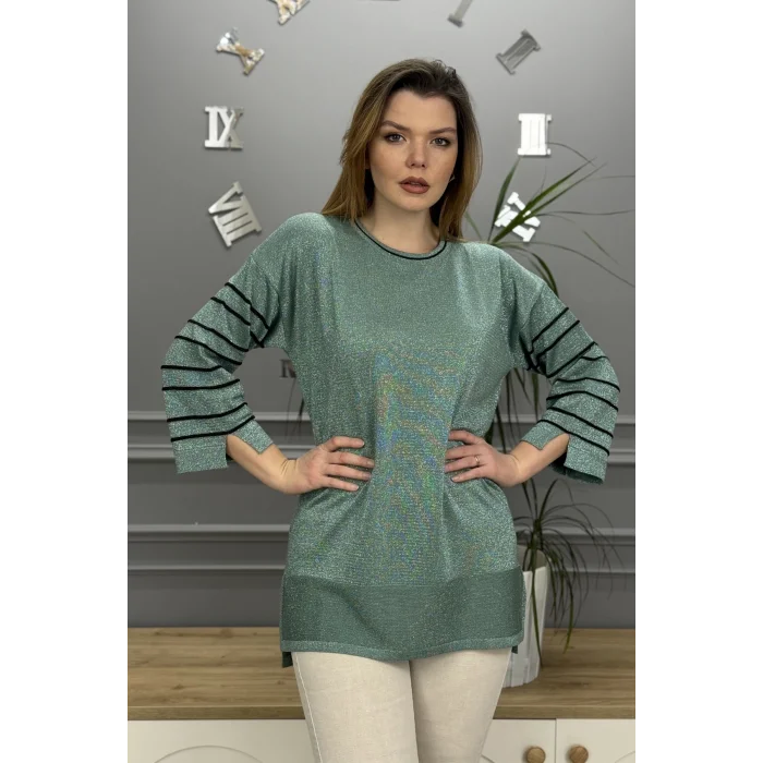 Kadın Çağla Yeşili Bisiklet Yaka Kollar Biyeli Kol Ucu Ve Eteği Yırtmaçlı Simli İthal İplik İnce Tiriko Tunik Buluz