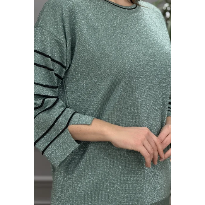 Kadın Çağla Yeşili Bisiklet Yaka Kollar Biyeli Kol Ucu Ve Eteği Yırtmaçlı Simli İthal İplik İnce Tiriko Tunik Buluz