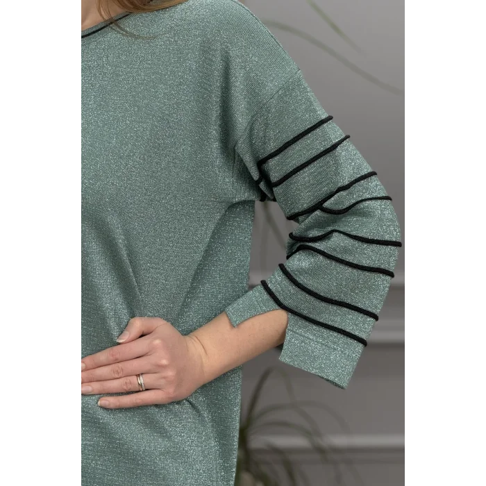 Kadın Çağla Yeşili Bisiklet Yaka Kollar Biyeli Kol Ucu Ve Eteği Yırtmaçlı Simli İthal İplik İnce Tiriko Tunik Buluz