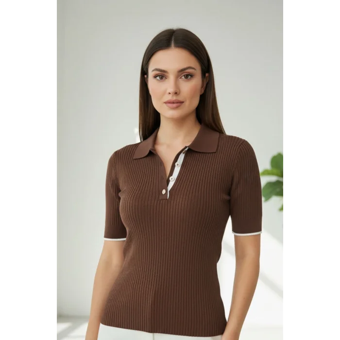 Kadın Kahve Polo Yaka Çıtçıtlı Yarım Patlı Likralı İnce Tiriko Bluz