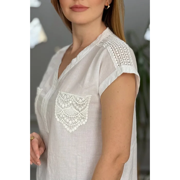 Kadın Beyaz Omzu Ve Cebi Güpürlü Keten Kumaş Kısa Kol Buluz Gömlek
