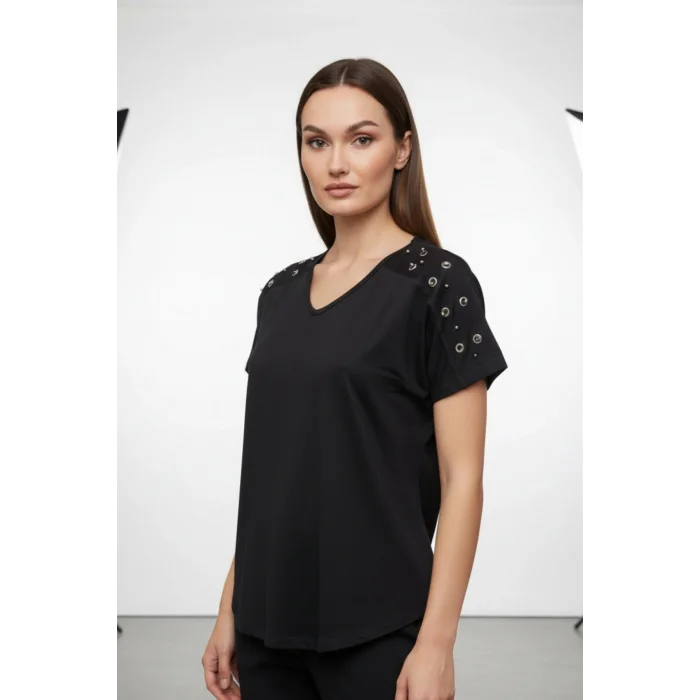 Kadın Siyah V Yaka Omuzlar Kuşgözlü Zımbalı Likralı Pamuk Viskon Penye Kumaş