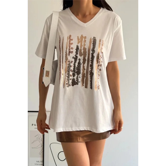 Kadın Beyaz V Yaka Önü Varaklı  Pul İşlemeli %100 PAMUK PENYE Penye  Bluz