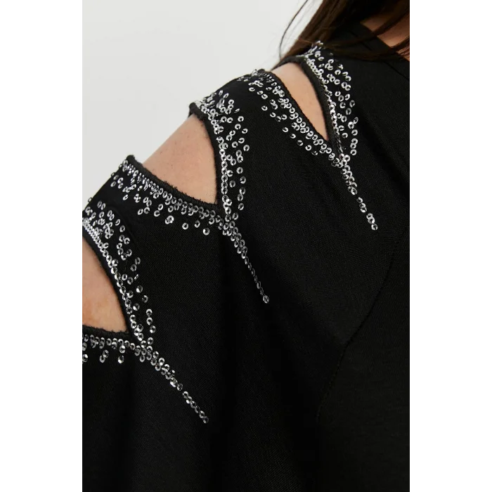 Kadın Büyük Beden Siyah ÖN ARKA V Yaka Omuz Dekolteli Pul İşlemeli Likralı Bluz