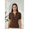 Kadın Kahve Polo Yaka Çıtçıtlı Yarım Patlı Likralı İnce Tiriko Bluz