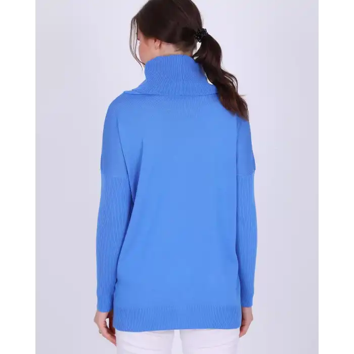 Kadın Açık Mavi Degaje Yaka Yandan Cepli Likralı İnce Triko Bluz