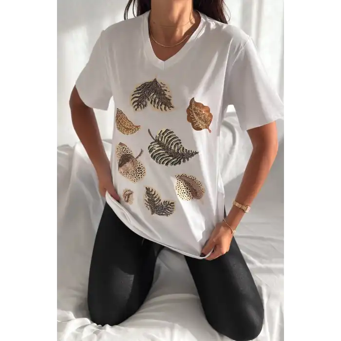 Kadın Beyaz V Yaka Büyük Beden Önü Detaylı Nakışlı % 100 PAMUK PENYE Buluz