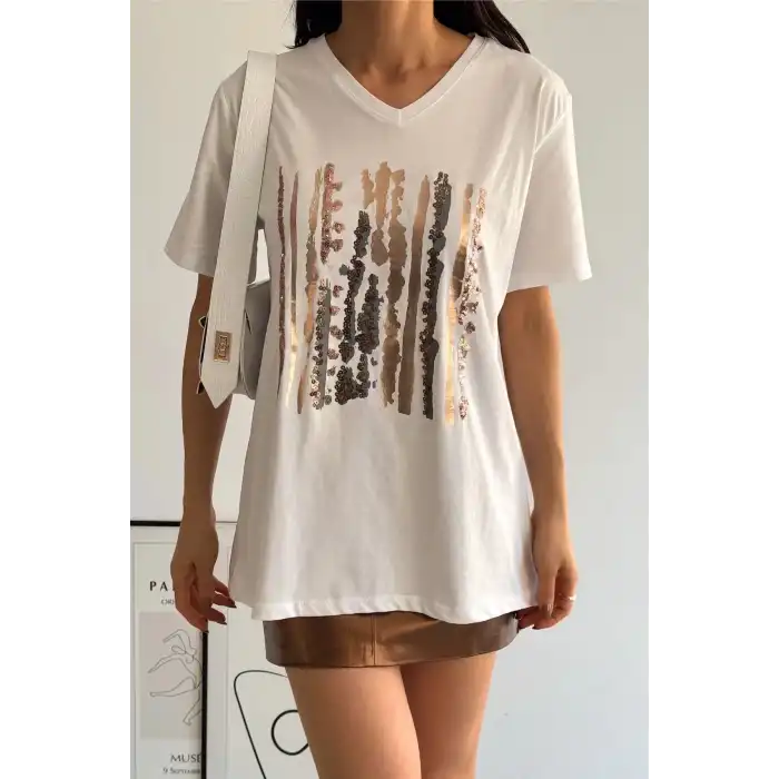 Kadın Beyaz V Yaka Önü Varaklı  Pul İşlemeli %100 PAMUK PENYE Penye  Bluz