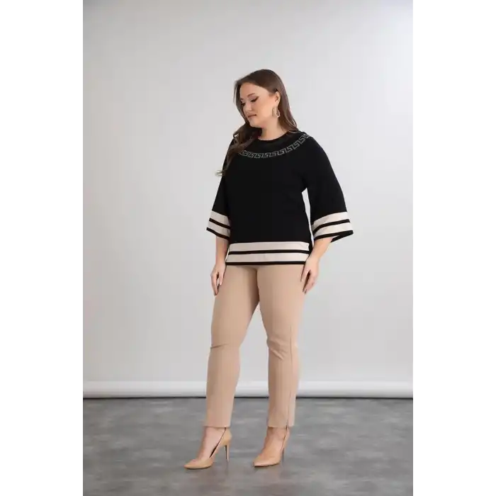 Kadın Büyük Beden Bisiklet Yaka Eteği Kol Ucu Ve Yakası Detaylı Likralı Pamuk Viskon Penye Bluz