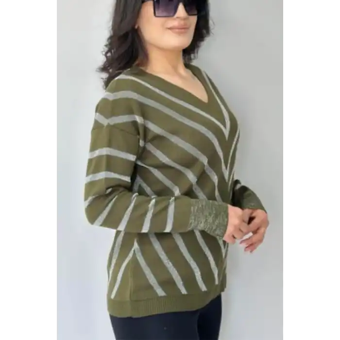 Kadın Haki Yeşil V Yaka Verev Sim Çizgili Likralı İnce Tiriko Yumuşak Dokulu Kazak