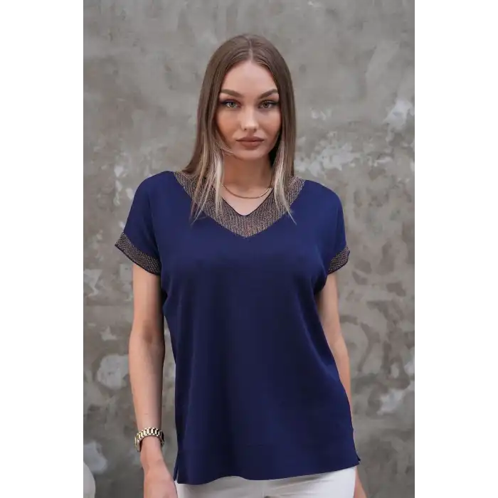 Kadın Lacivert V Yaka Yakası Sim Detaylı Soğuk İplik Yazlık İnce Merserize Buluz