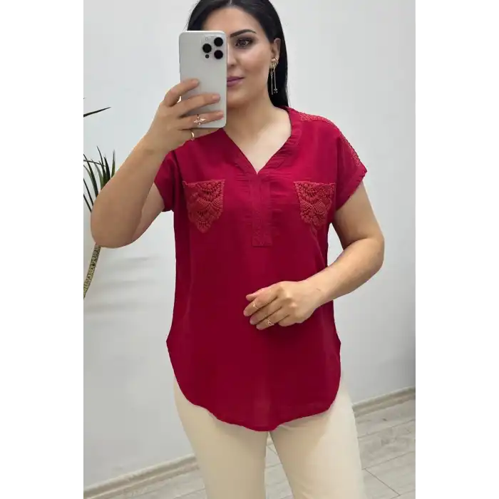 Kadın Kırmızı rengi Omzu Ve Cebi Güpürlü Keten Kumaş Kısa Kol Buluz Gömlek