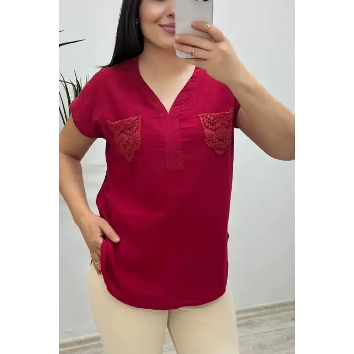 Kadın Kırmızı rengi Omzu Ve Cebi Güpürlü Keten Kumaş Kısa Kol Buluz Gömlek