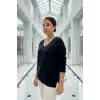Kadın Siyah V Yaka Yakası Çift Renkli Pamuk Örgü Likarlı İnce Triko Buluz