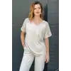 Kadın Krem Büyük Beden V Yaka Omzu Ve Cebi Güpürlü Likralı Buluz