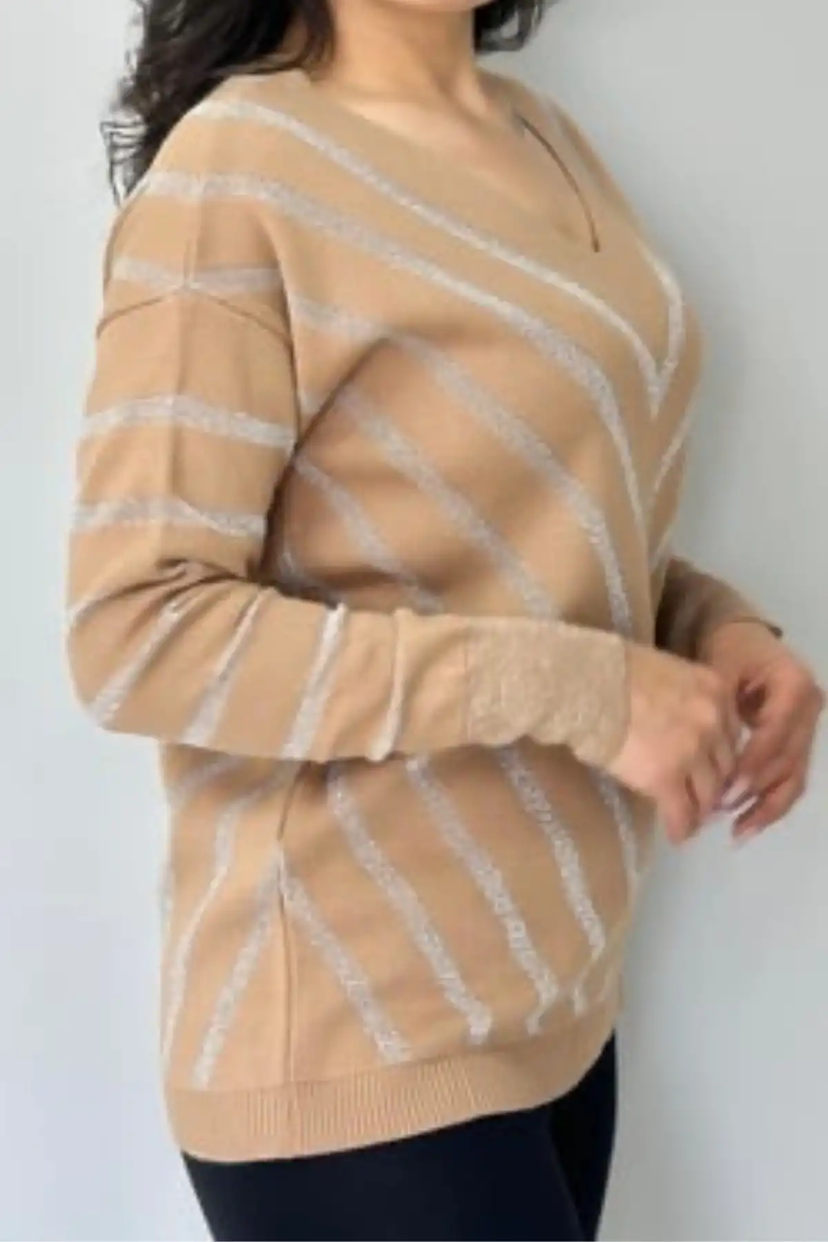 Kadın Vizon V Yaka Verev Sim Çizgili Likralı İnce Tiriko Yumuşak Dokulu Kazak