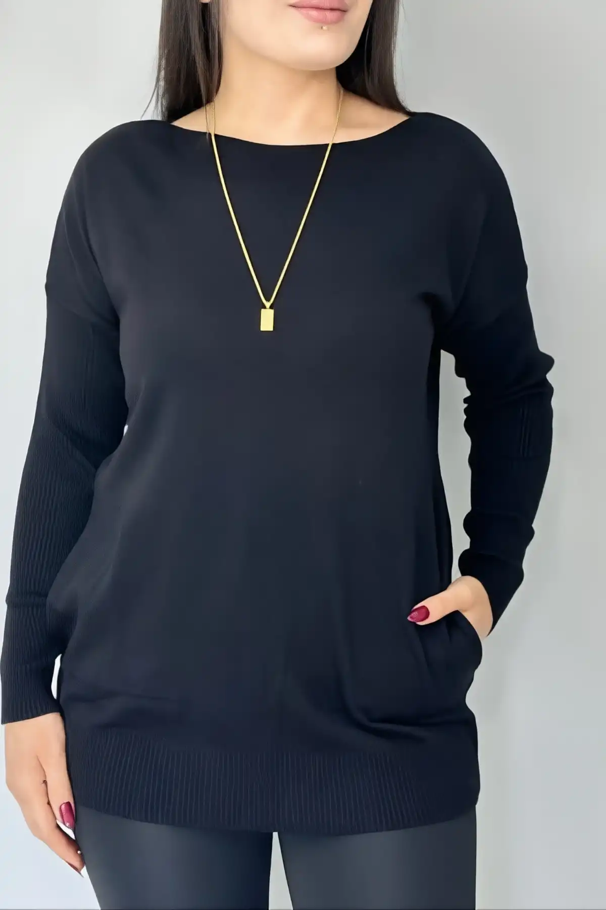 Kadın SİYAH Bisiklet Yaka Yandan Cepli Likralı Yumuşak Dokulu İnce Tiriko Kazak