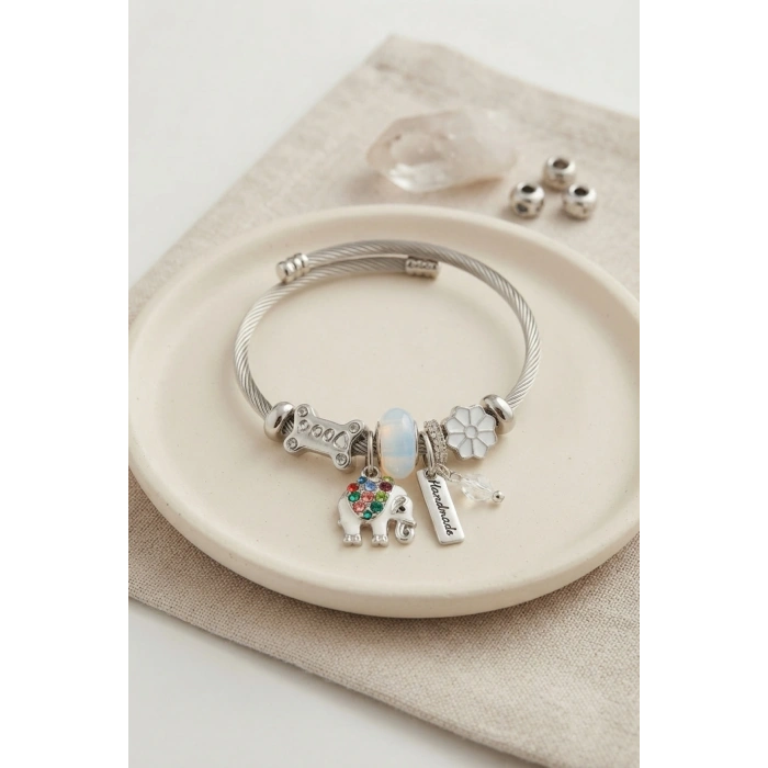 Beyaz Renk Fil Charmlı Bileklik