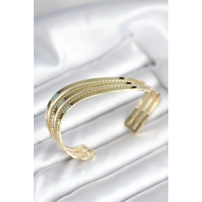 Eğik Şerit Model Gold Renk Pirinç Kadın Bileklik