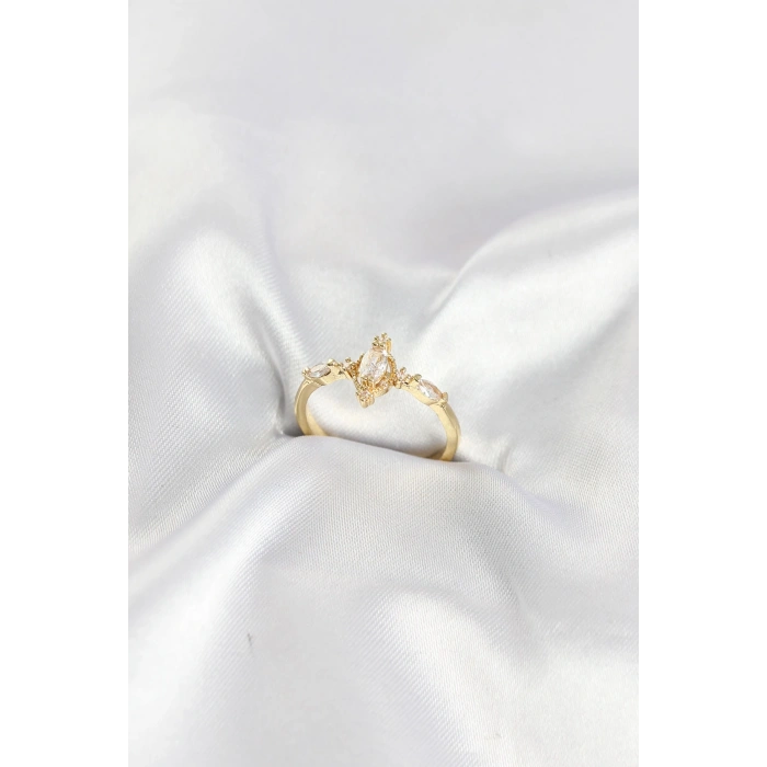 Gold Renk Vintage Model Zirkon Taşlı Yüzük