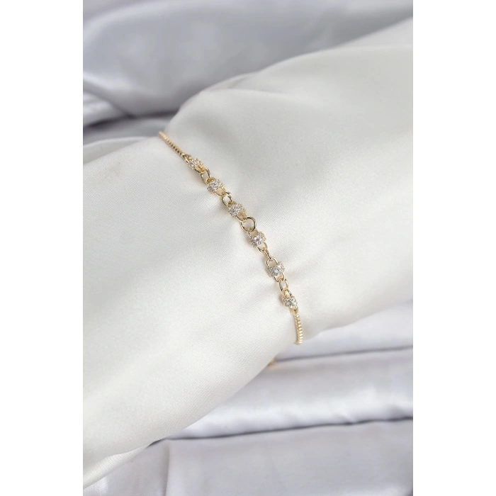 Gold Renk Zincir Model Zirkon Taşlı Pirinç Asansörlü Kadın Bileklik