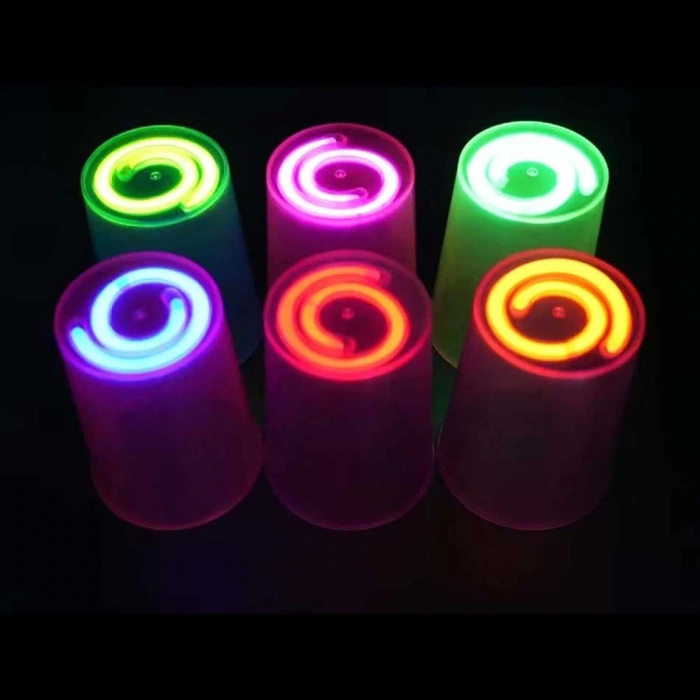 Karanlıkta Yanan Gece Işığı Mega Glow Bardaklar 8 Adet 8.5 x 10.5 cm